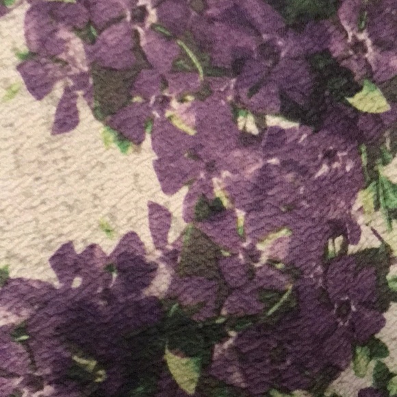 Lularoe Cassie - Picture 2 of 4